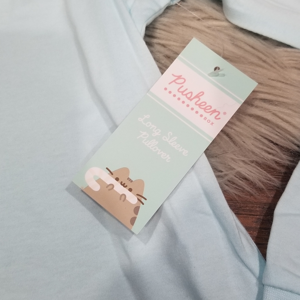 Pusheen Box Winter 2021 Exclusive Long Sleeve Tee Shirt Pastel - Picture 3 of 6